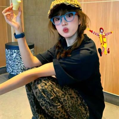 爆竹声中谙世路